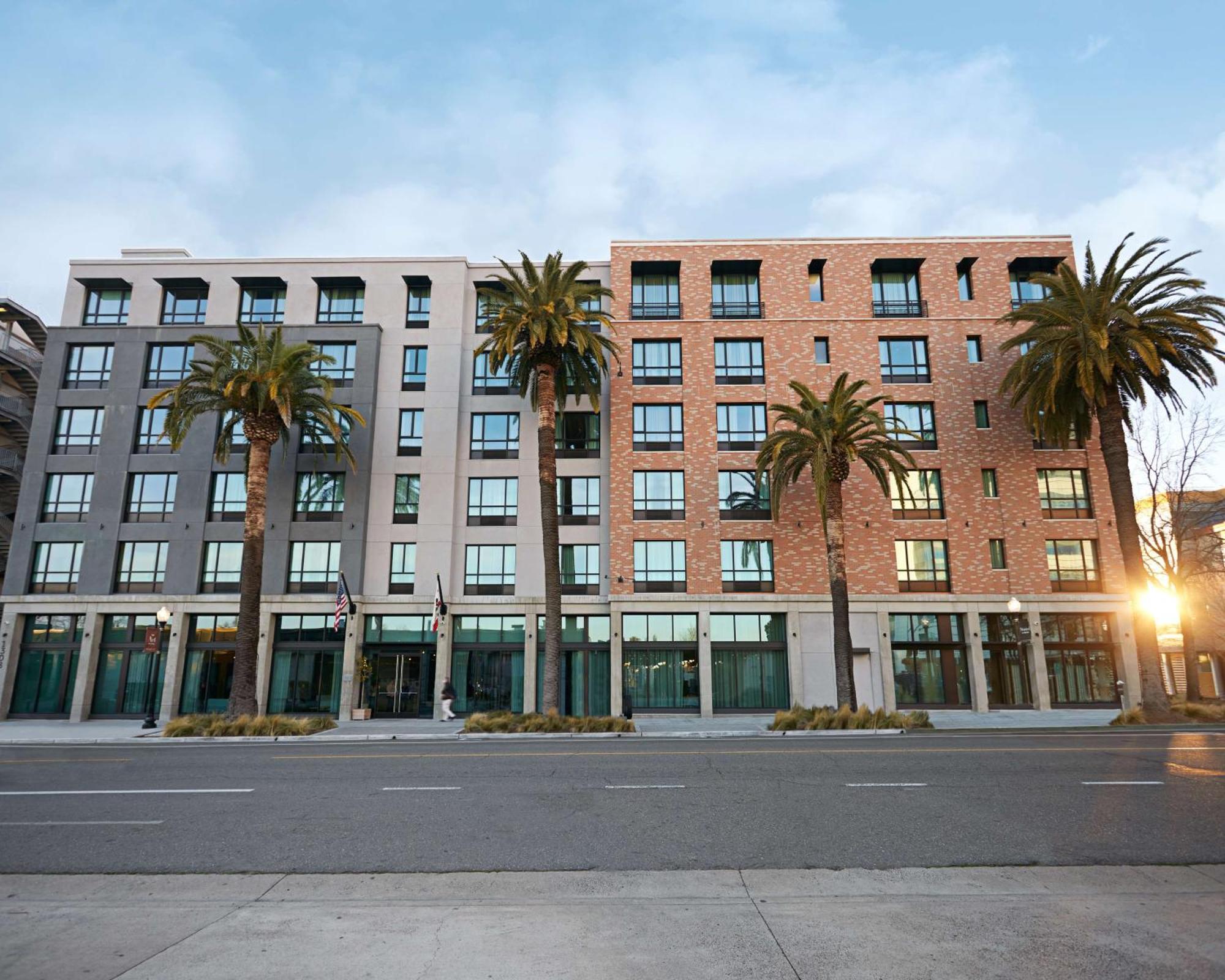 Tapestry By Hilton The Fort Sutter Hotel Sacramento, Ca Exterior photo